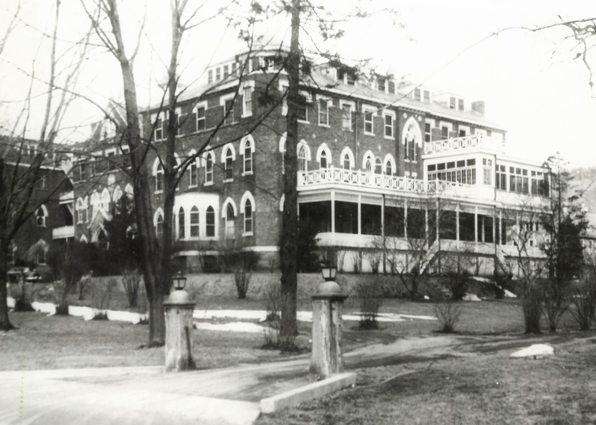 1902 – St. Agnes Rebuilds