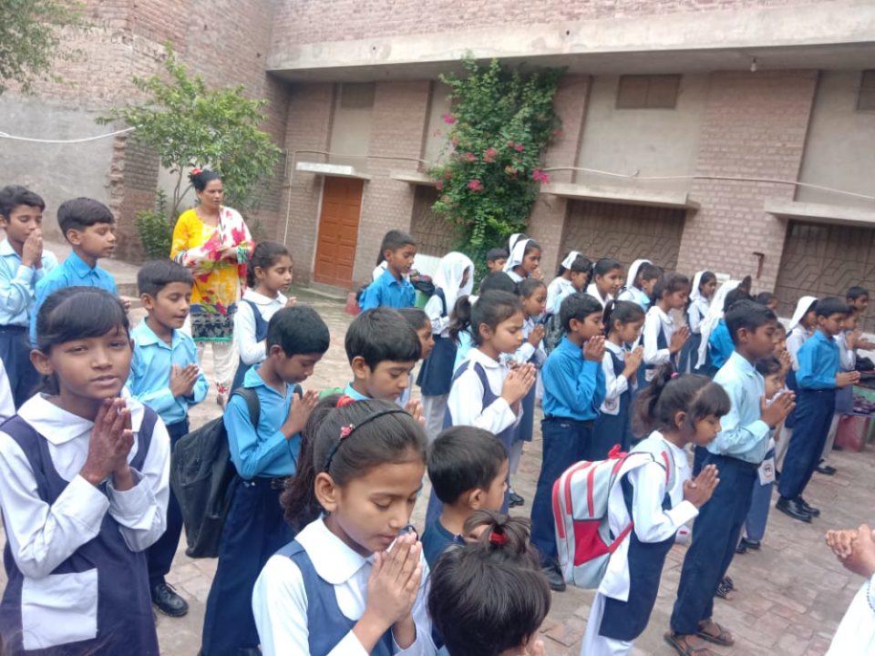 Dominican Middle School Raza Abad Multan, Pakistan - Dominican Sisters ...