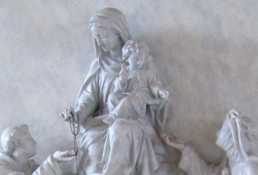 Our lady of the Rosary statue